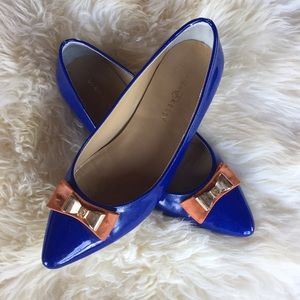 Diana Kelly patent leather flats with bow detail